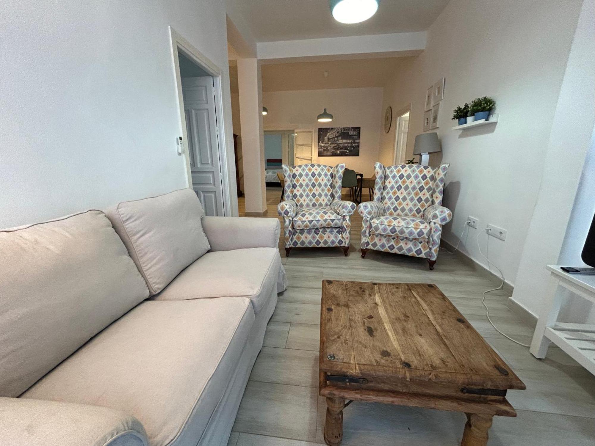 Acogedor Apt 8Pax 4Bdr 2Bth- Cozyhomesevilla2 エクステリア 写真